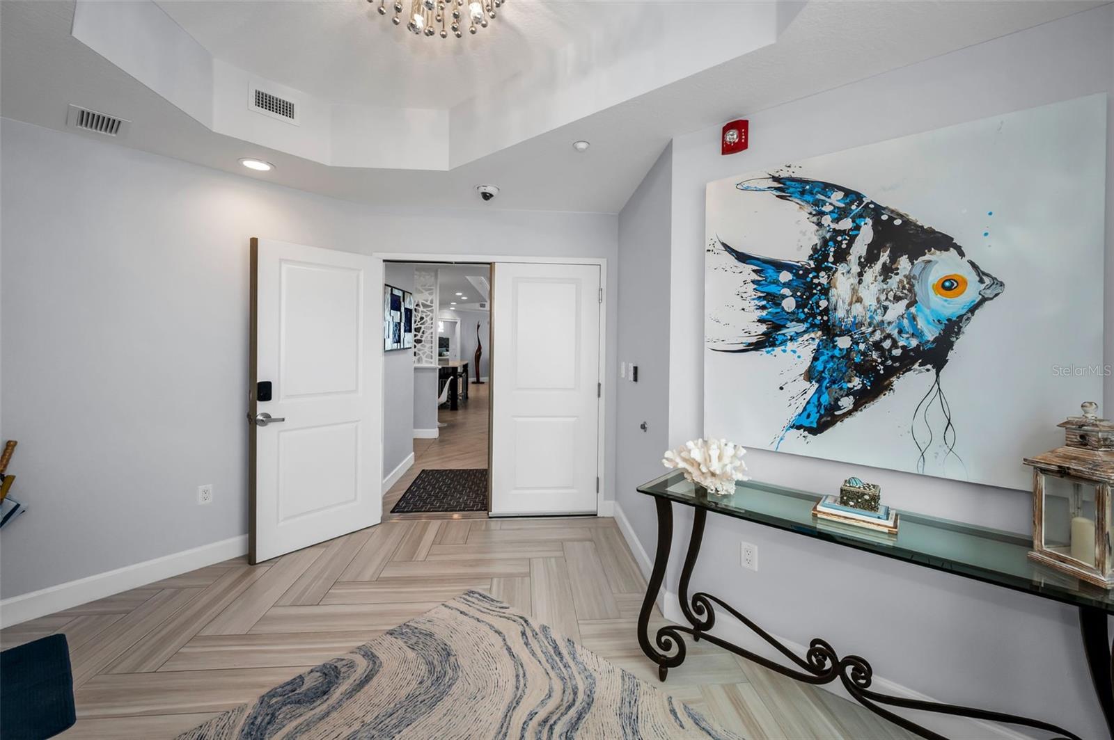 LA VISTANA B CONDO - Residential