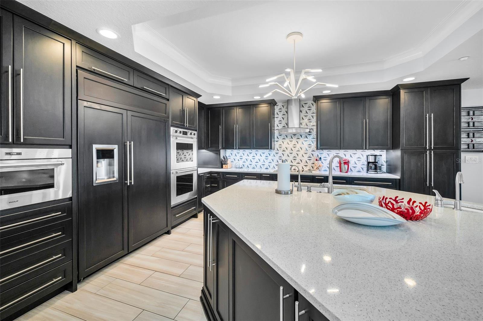 LA VISTANA B CONDO - Residential