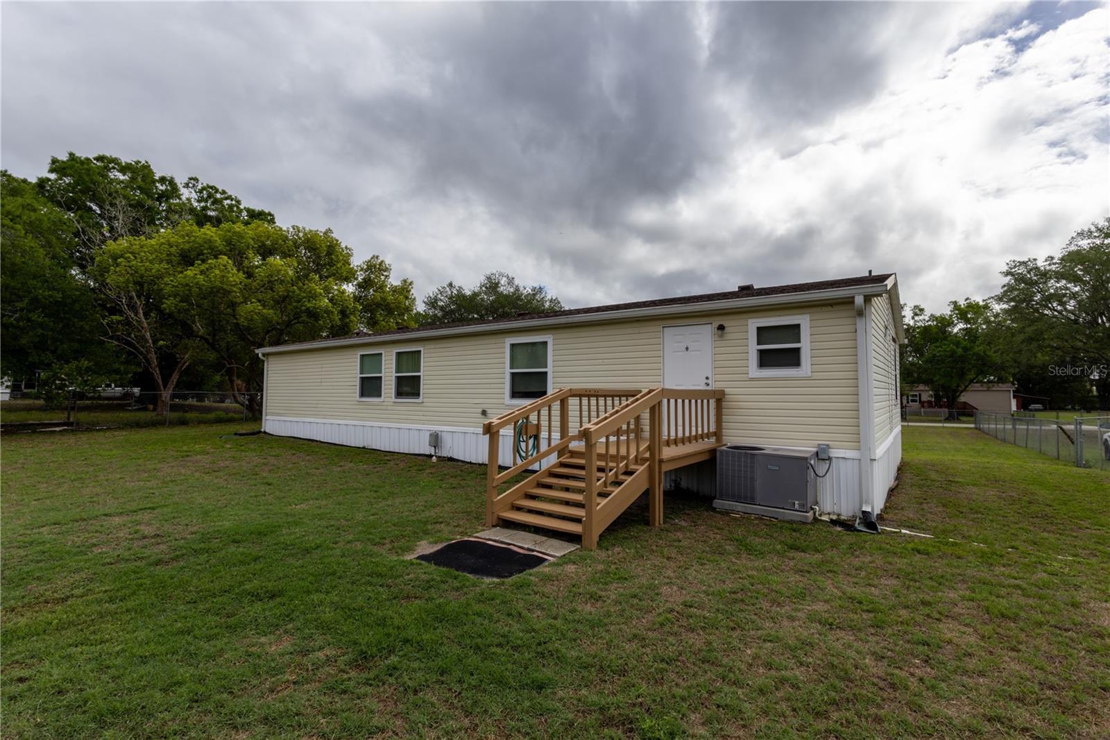 BELMONT WOODS - Residential