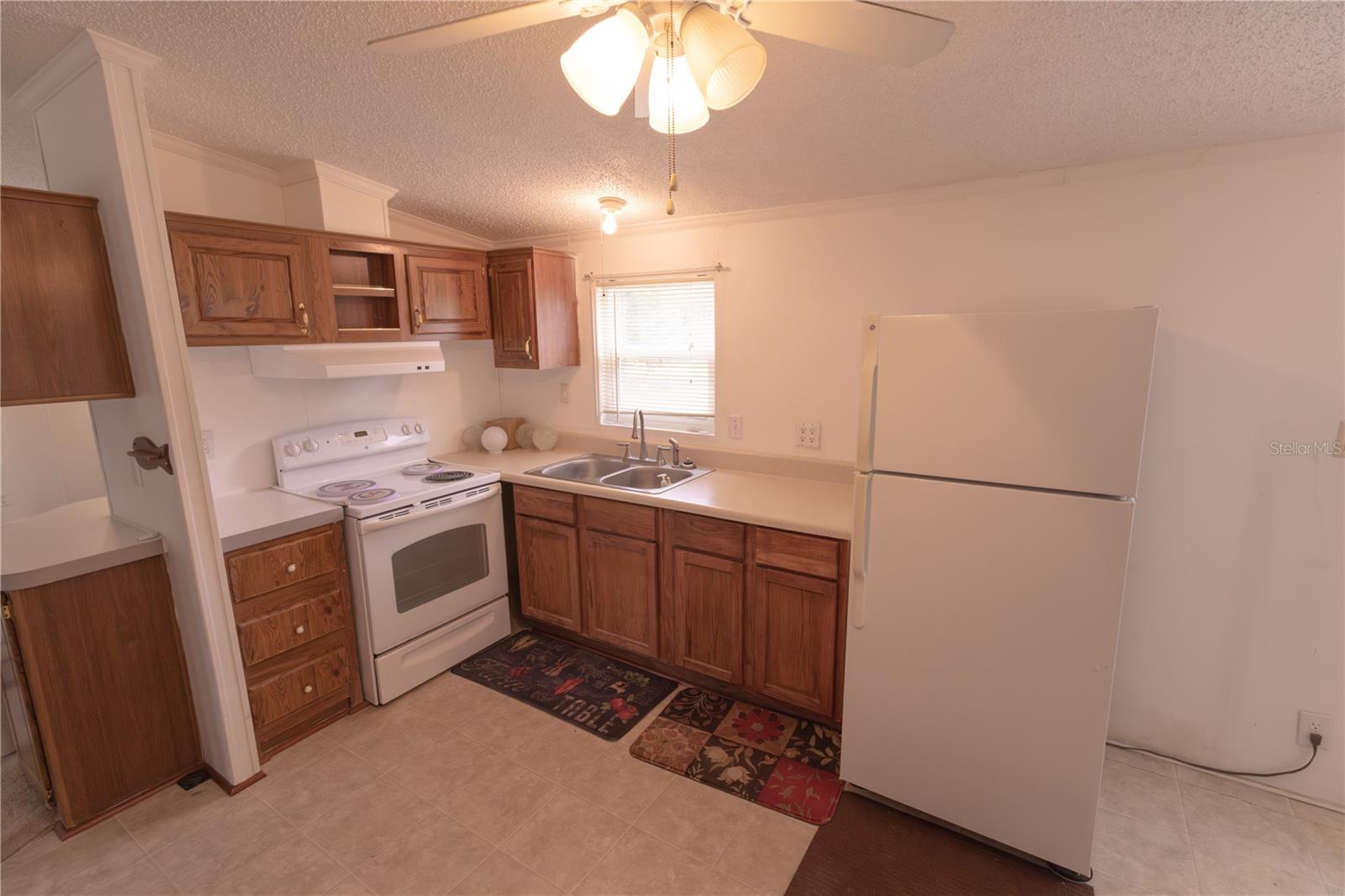 BELMONT WOODS - Residential