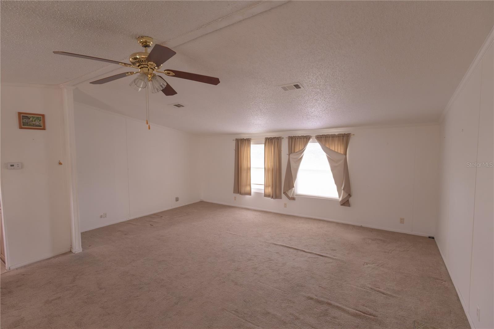 BELMONT WOODS - Residential