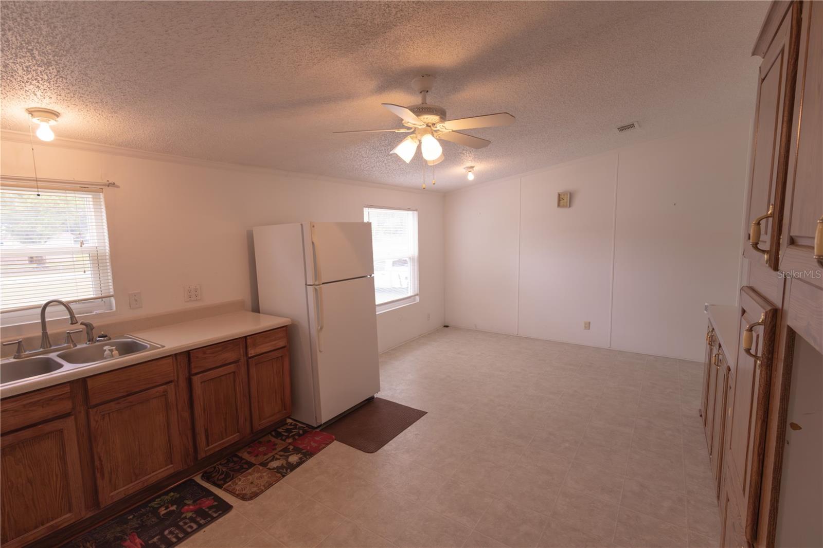 BELMONT WOODS - Residential