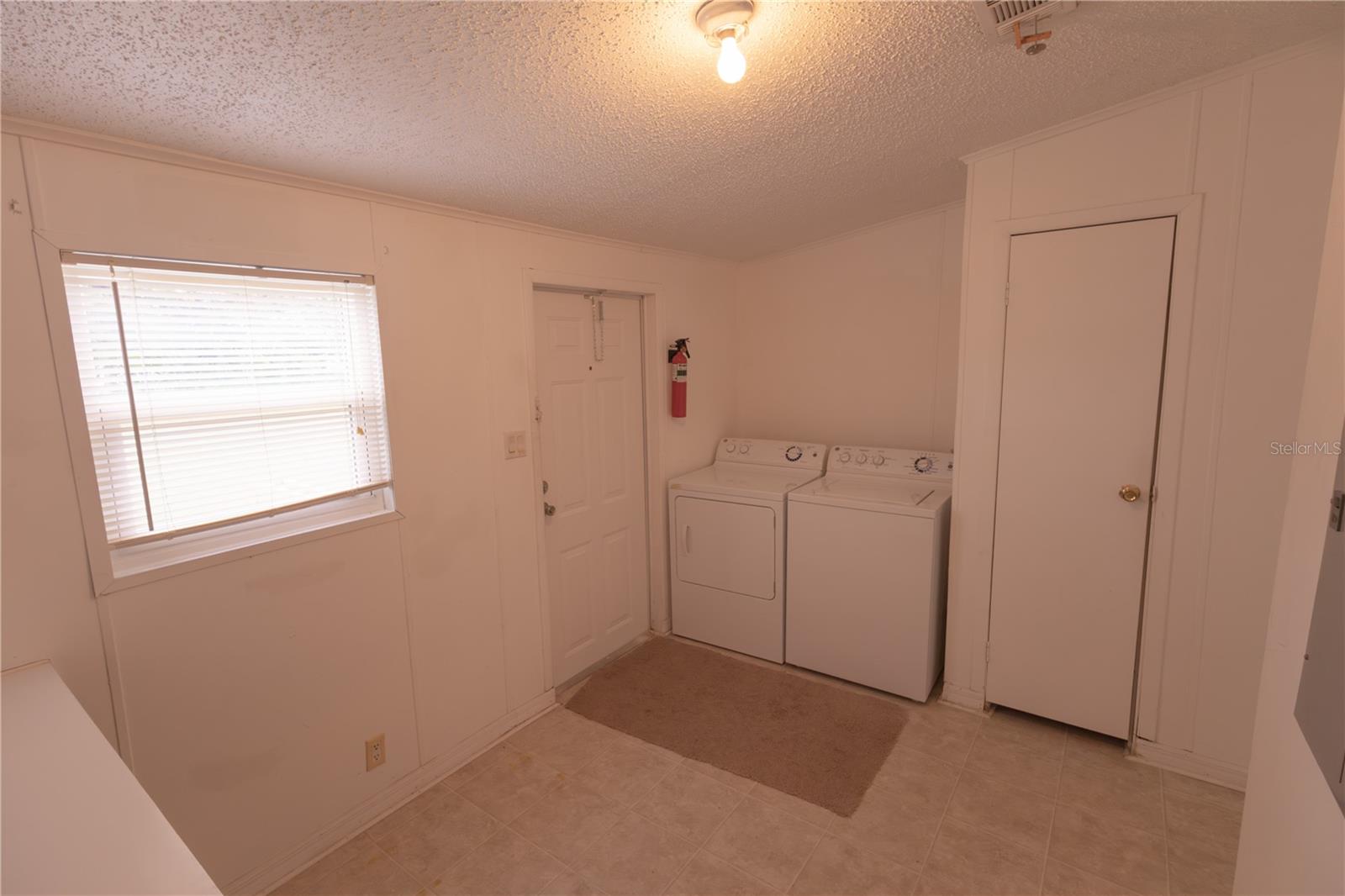 BELMONT WOODS - Residential