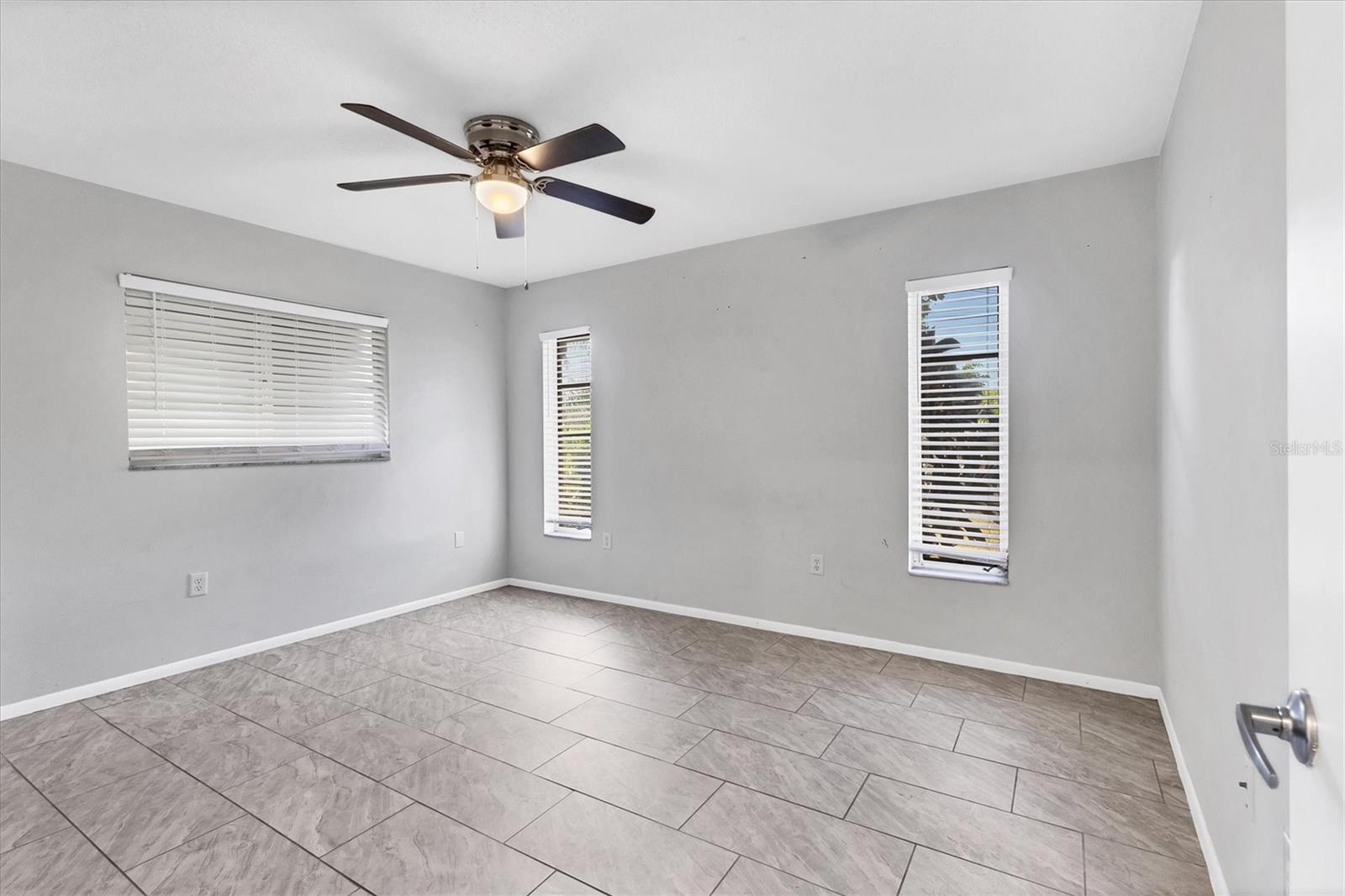 SORRENTO EAST - Residential