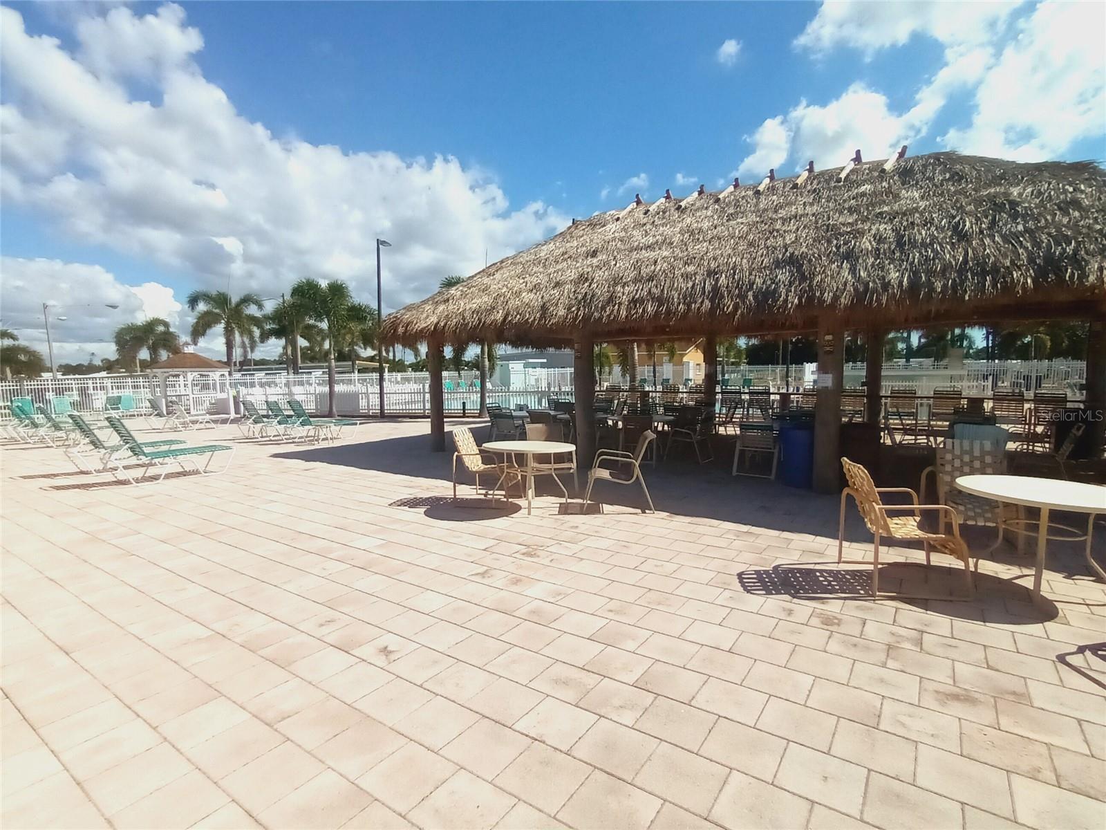 TRI-PAR ESTATES - Residential