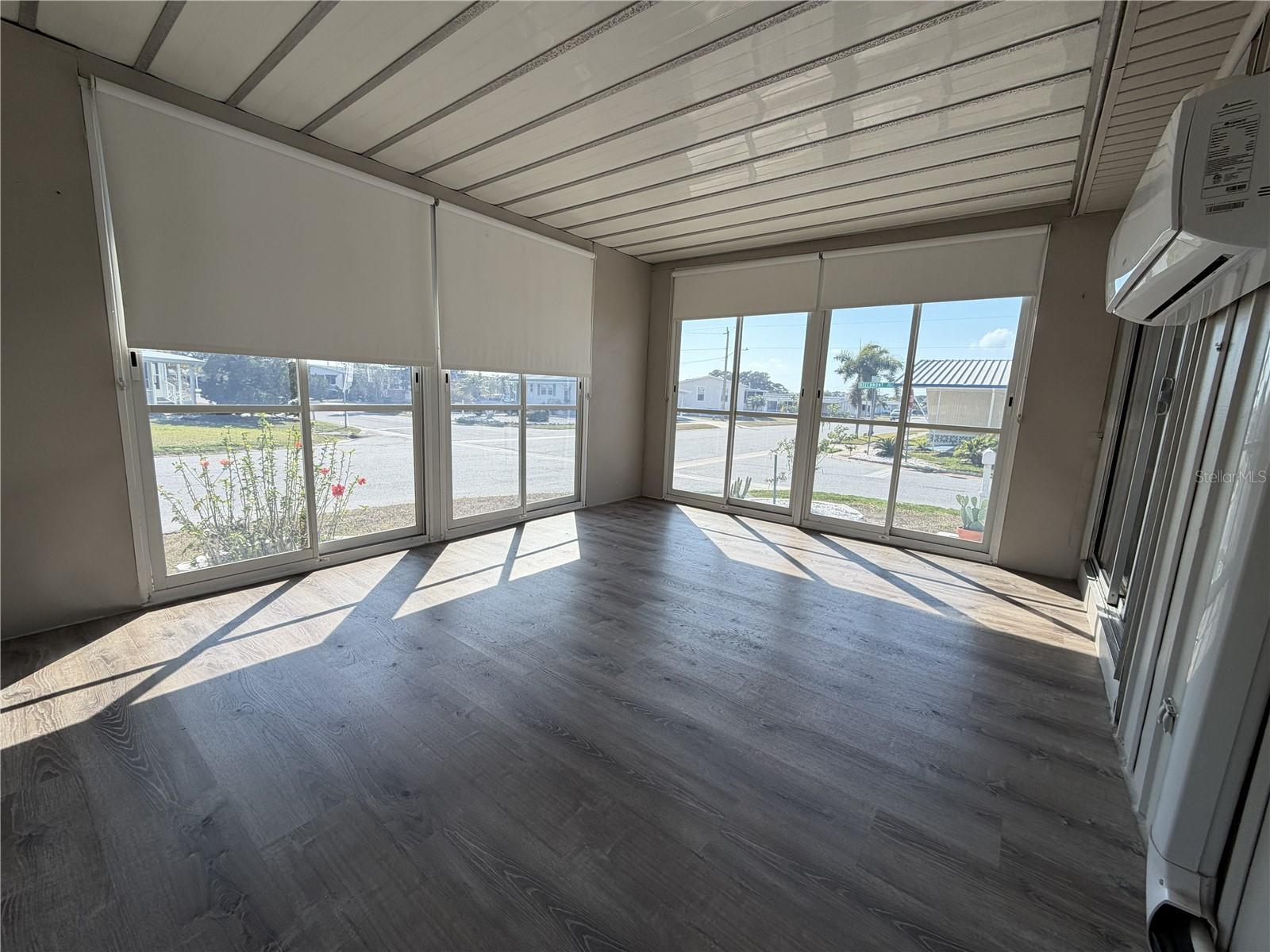 TRI-PAR ESTATES - Residential