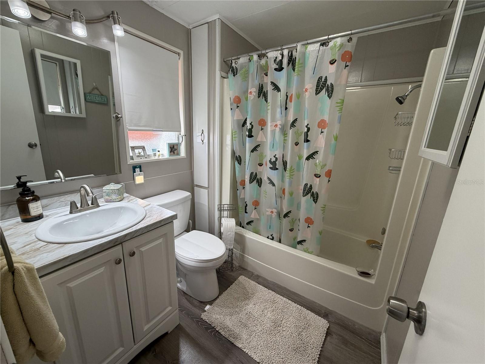 TRI-PAR ESTATES - Residential