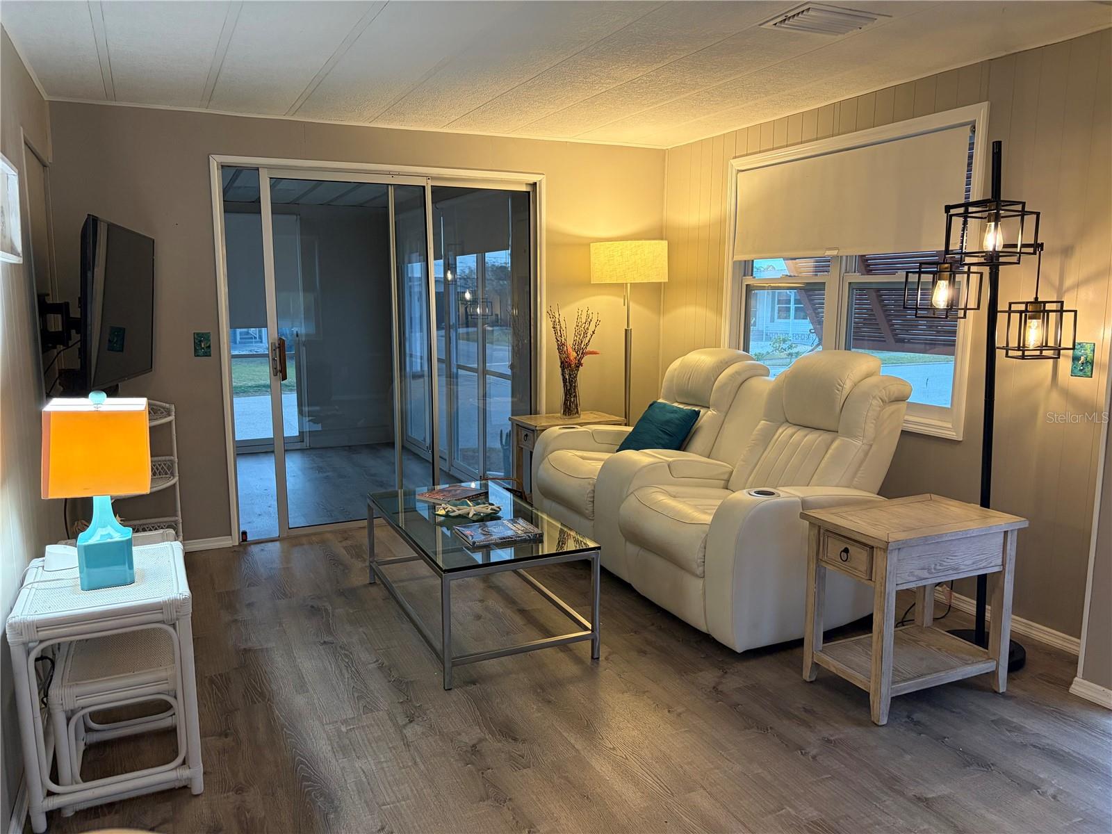 TRI-PAR ESTATES - Residential