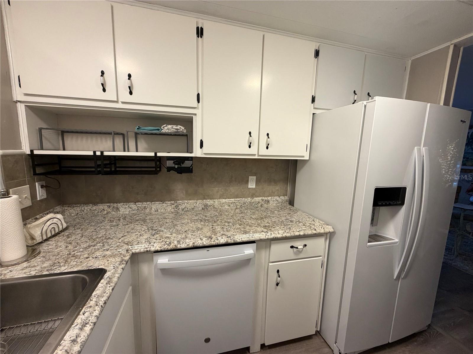 TRI-PAR ESTATES - Residential