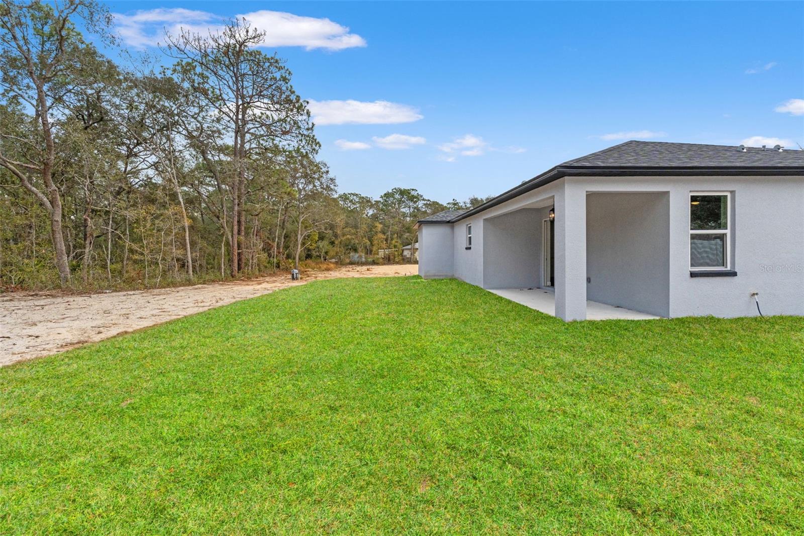 VOSS OAK LAKE ESTATE - Residential