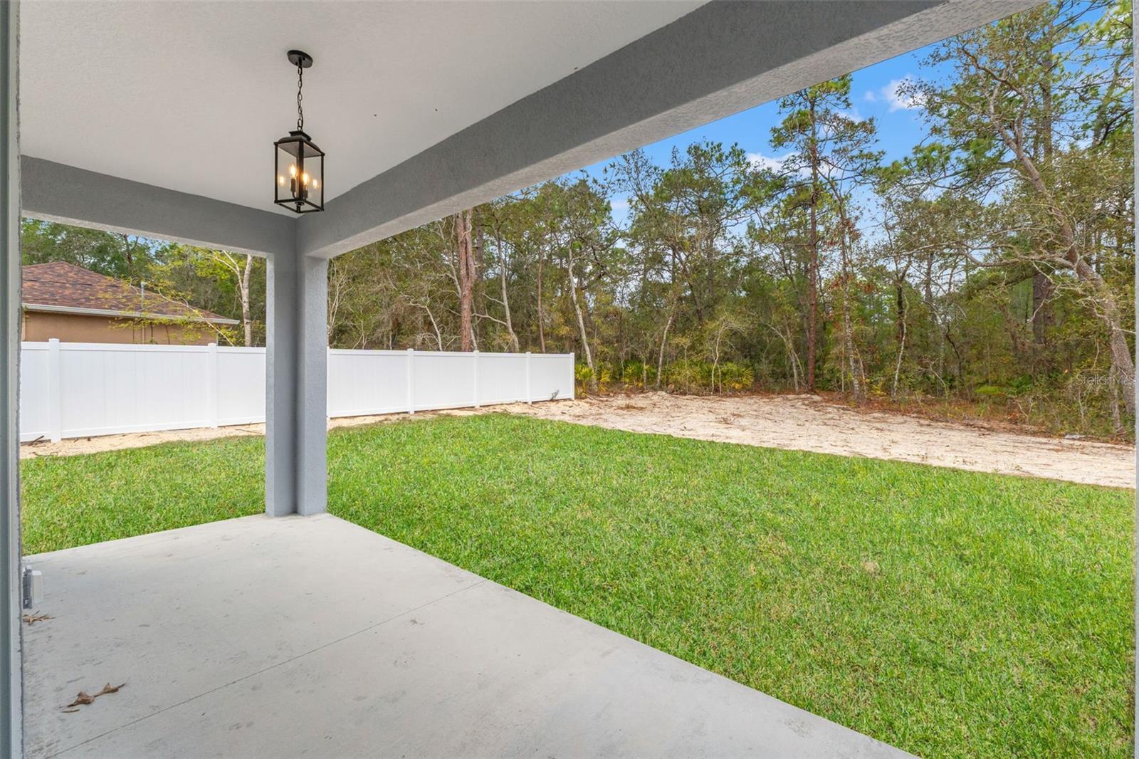 VOSS OAK LAKE ESTATE - Residential