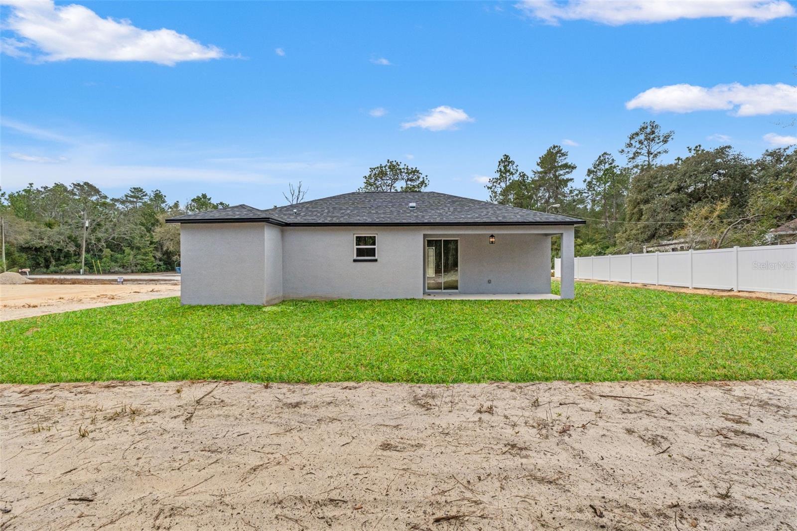 VOSS OAK LAKE ESTATE - Residential