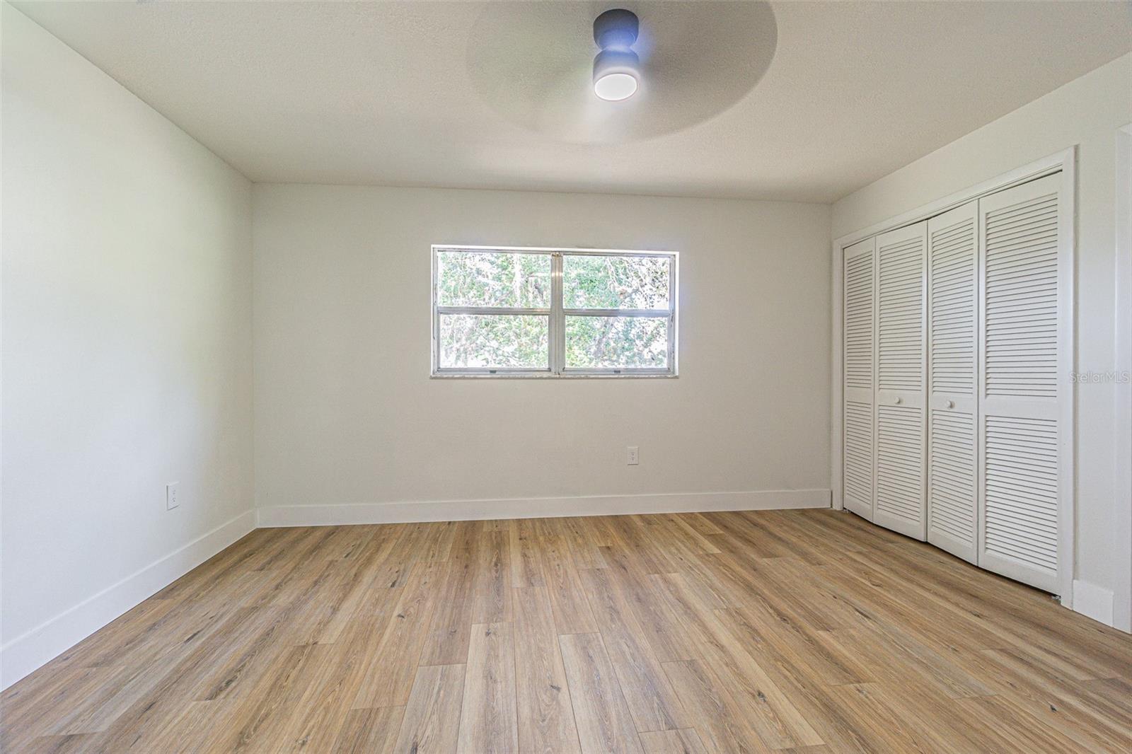 RAVENSWOOD VILLAGE - Residential