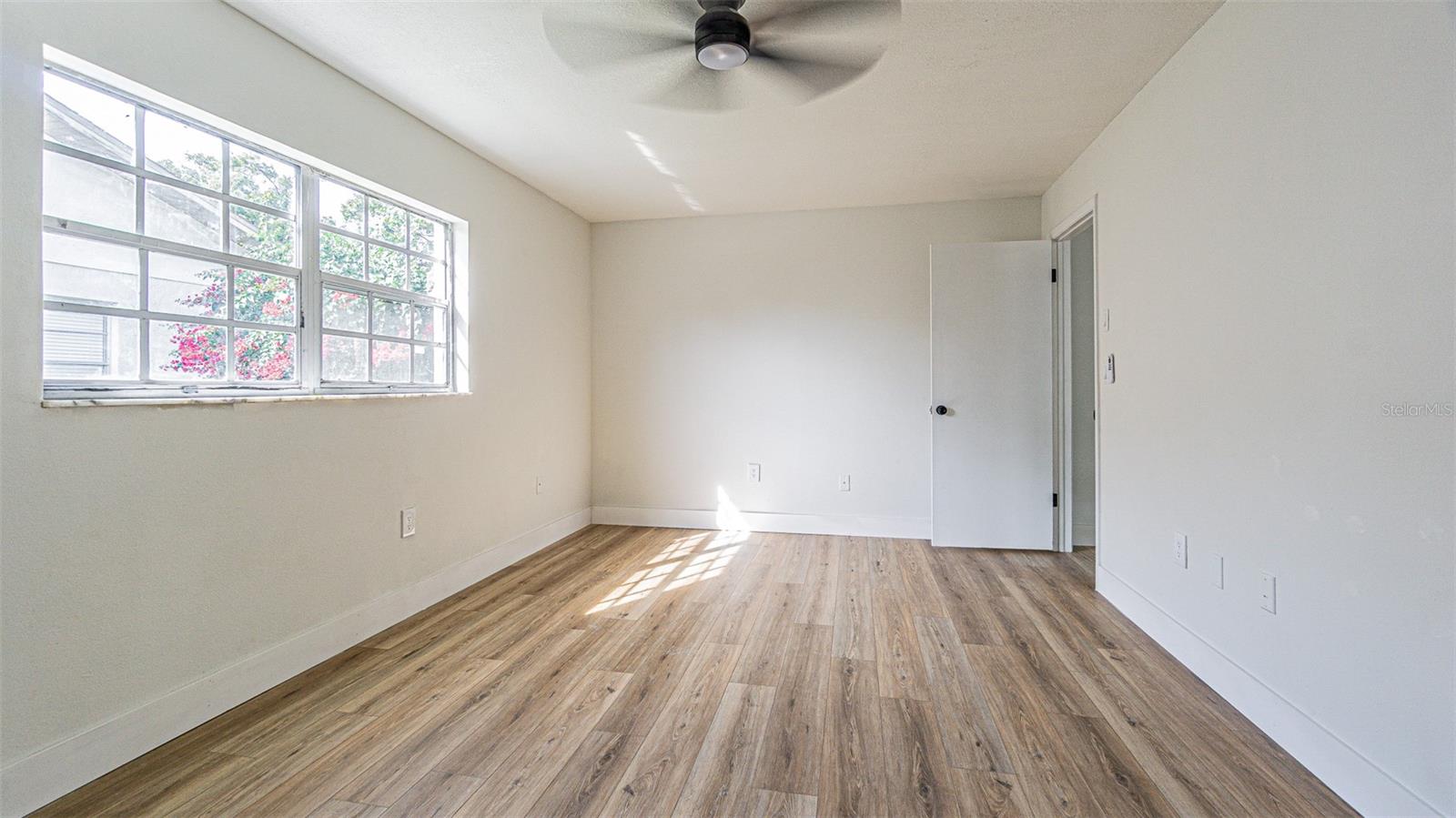 RAVENSWOOD VILLAGE - Residential