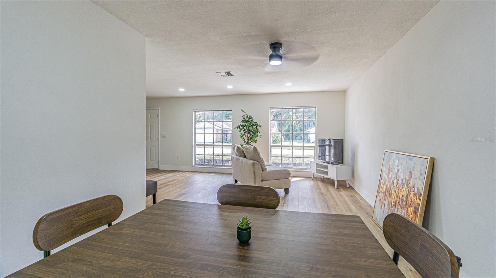 RAVENSWOOD VILLAGE - Residential