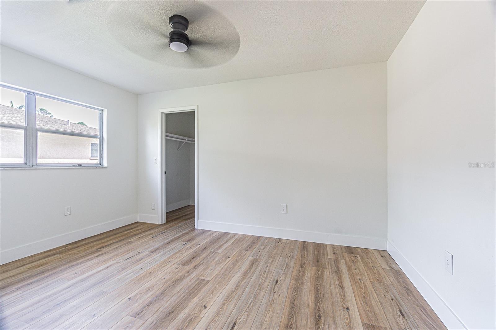 RAVENSWOOD VILLAGE - Residential