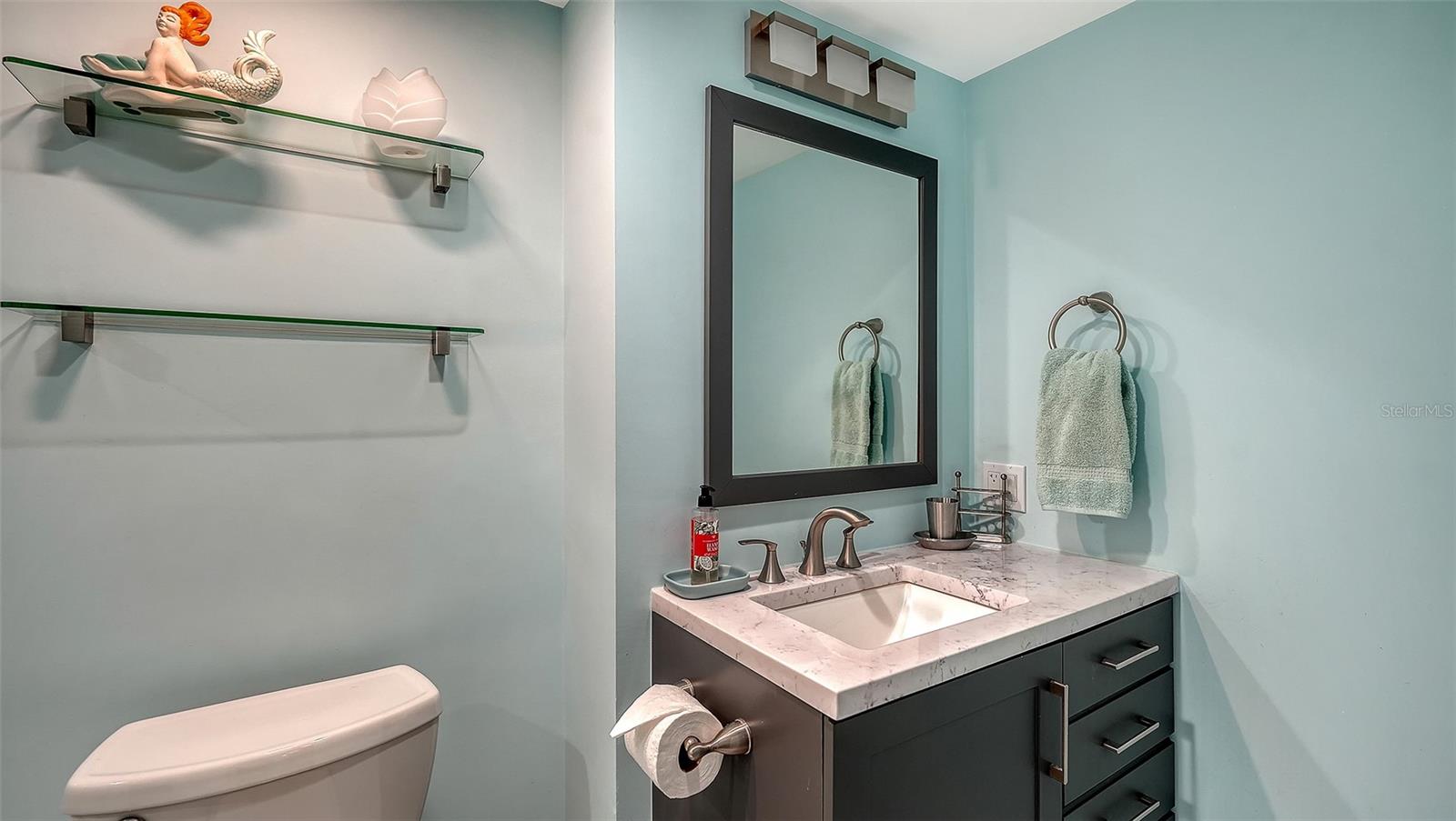 SEAPLACE III - Residential Lease