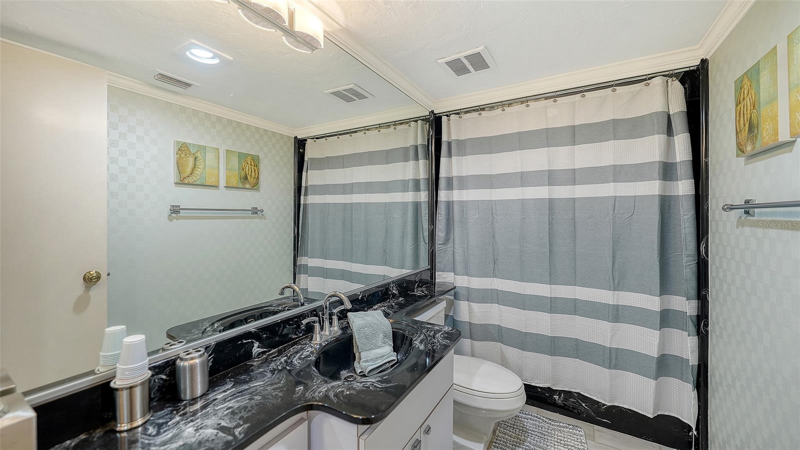 SEAPLACE III - Residential Lease