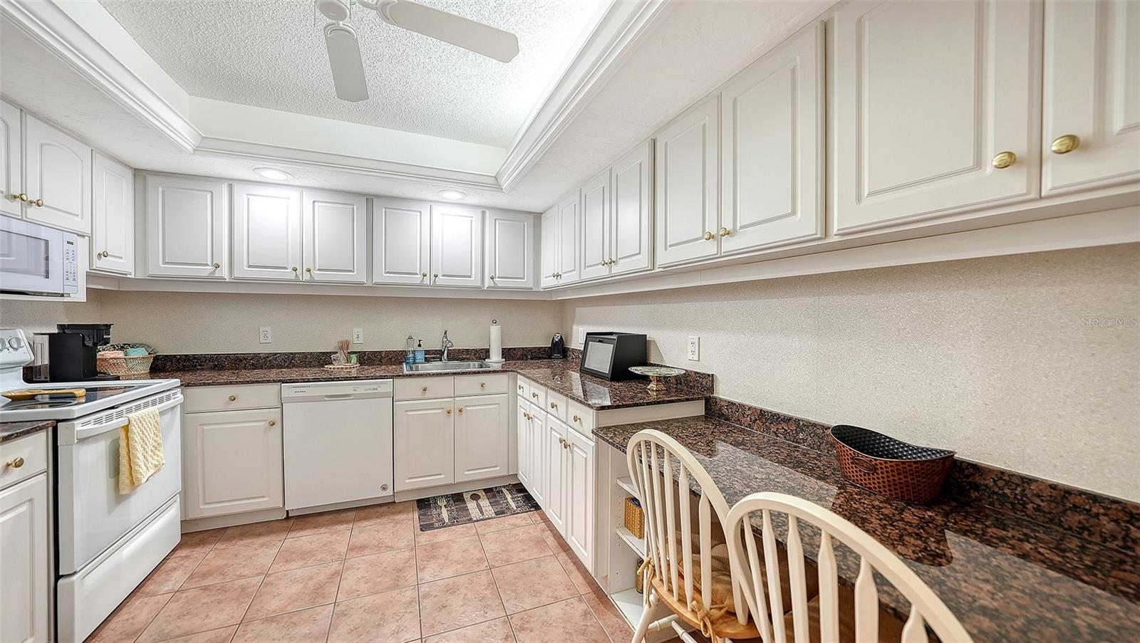 SEAPLACE III - Residential Lease