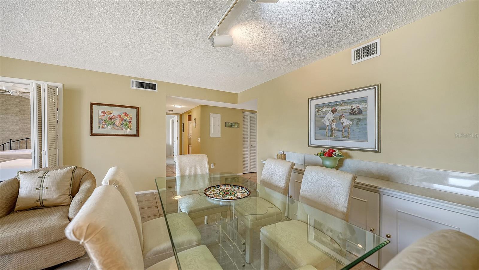 SEAPLACE III - Residential Lease