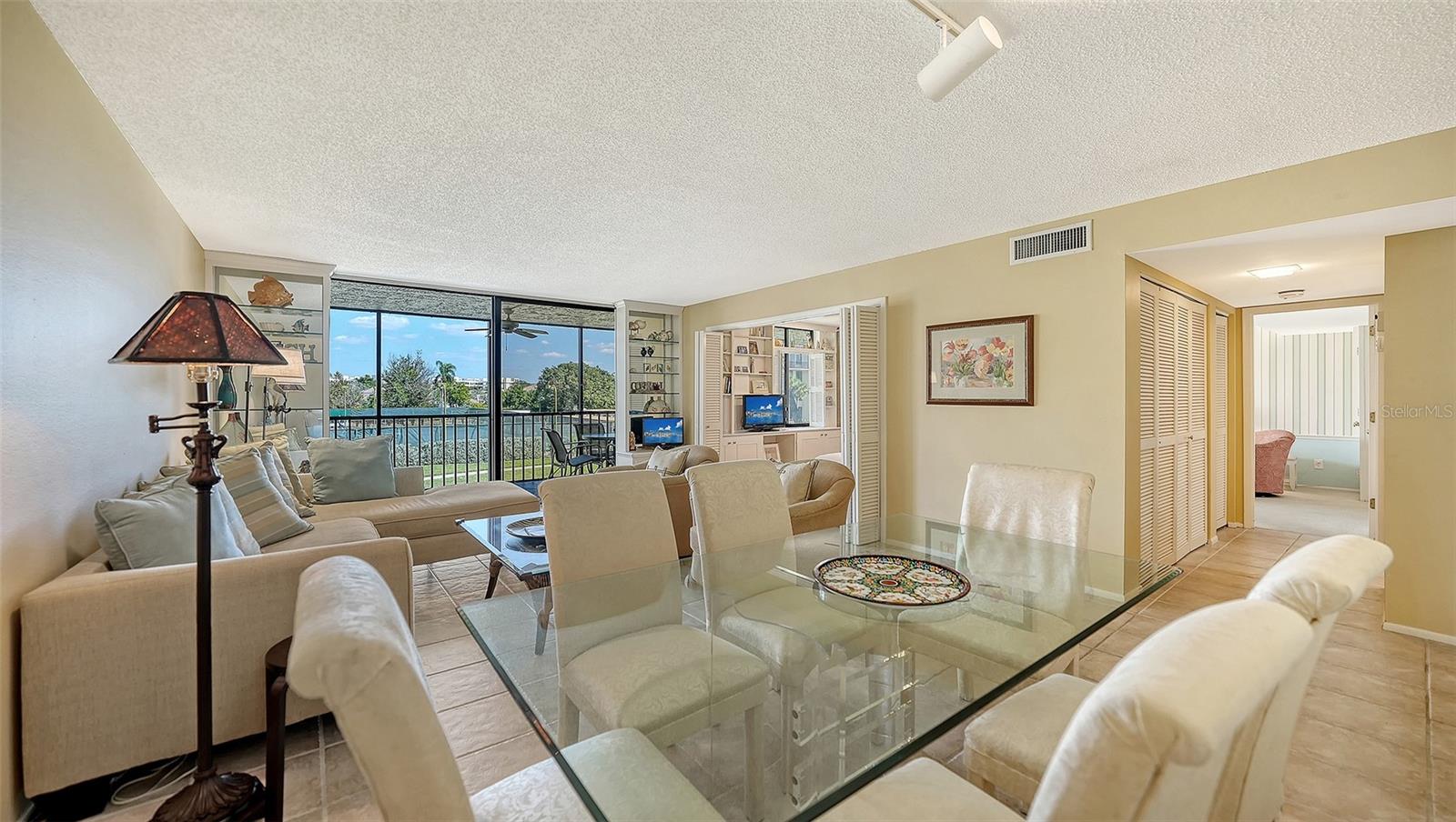 SEAPLACE III - Residential Lease