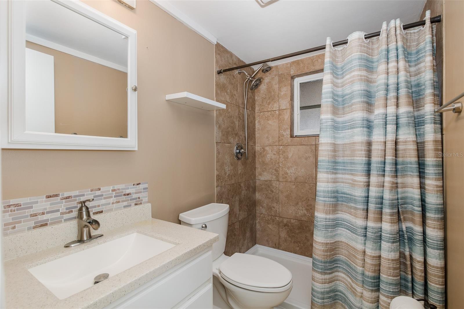 ALOHA GARDENS - Residential