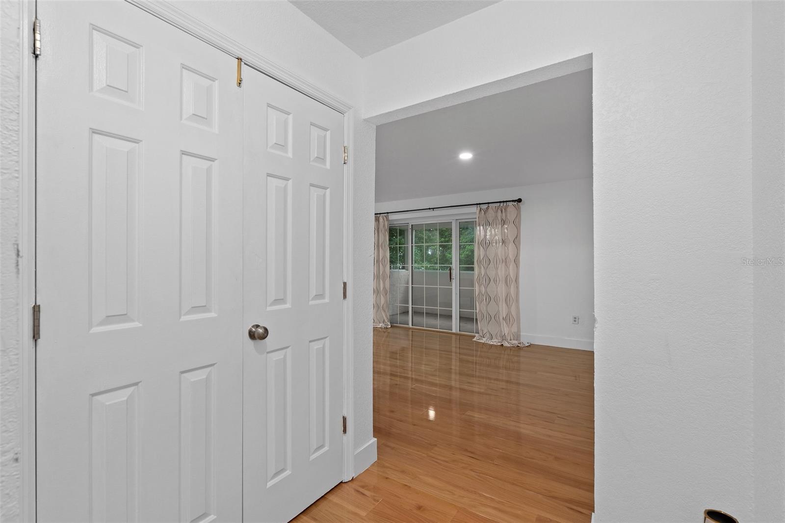 CYPRESS POINTE/LK ORLANDO - Residential