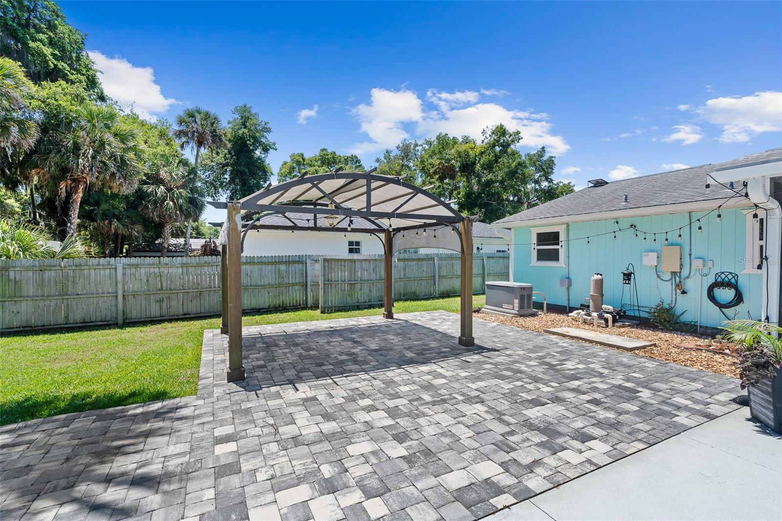 FLORIDA SHORES 01 - Residential
