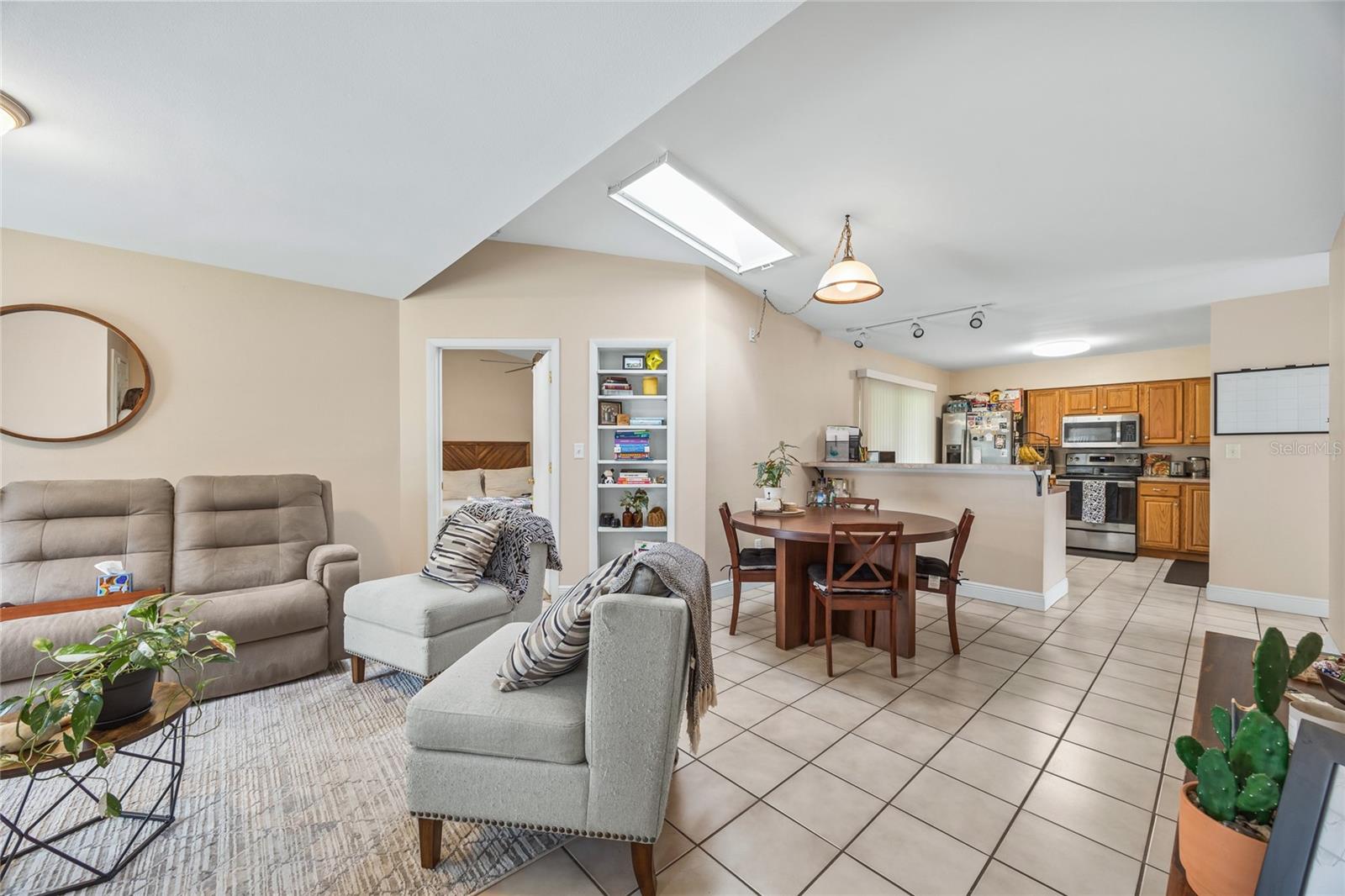 NORTH WAY SUB - Residential Income