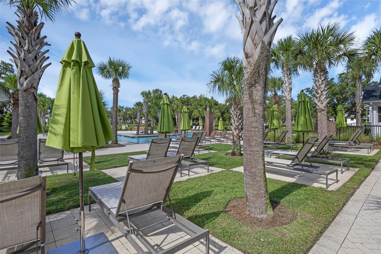 OAKLAND PARK - Residential