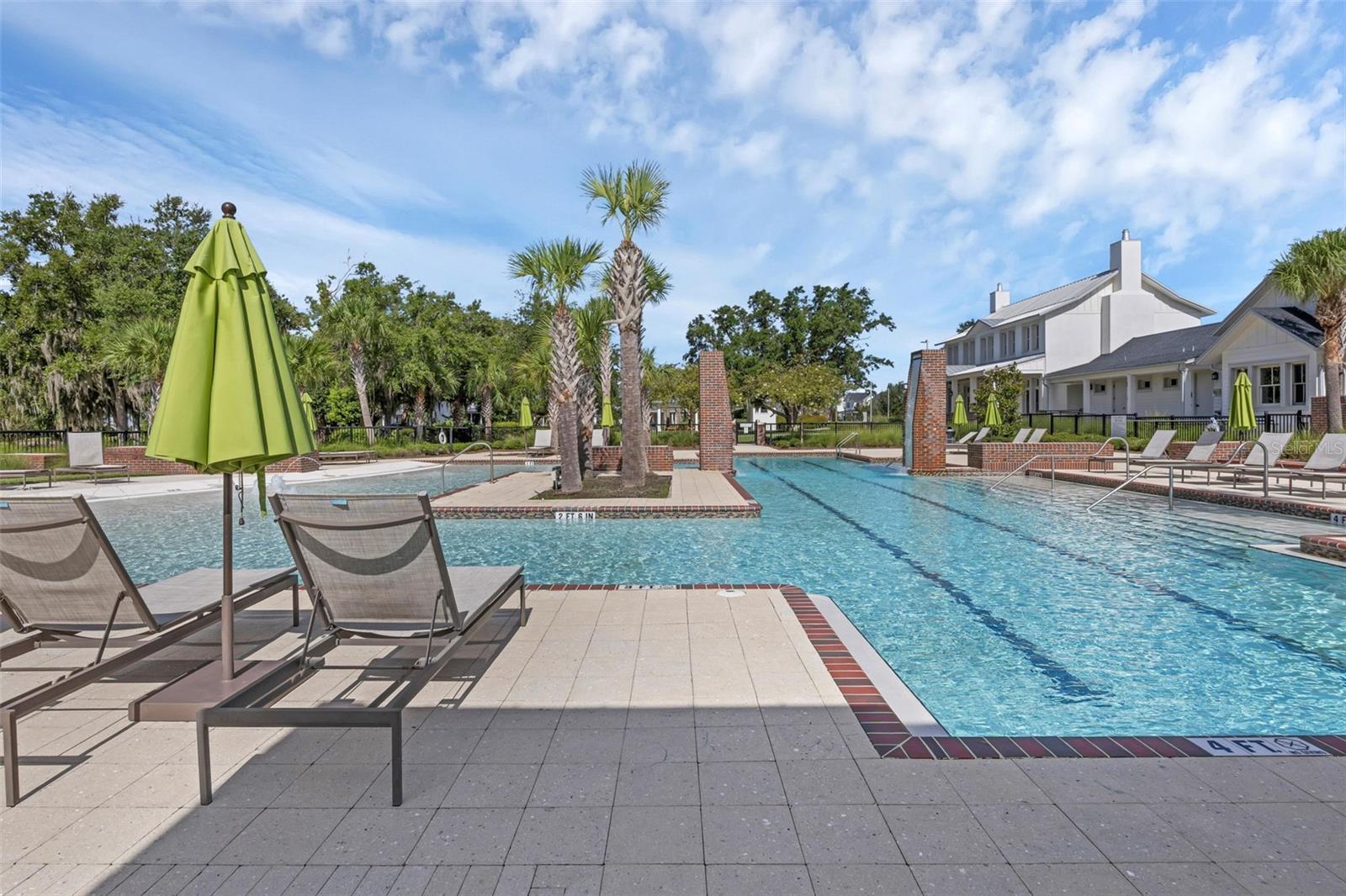 OAKLAND PARK - Residential