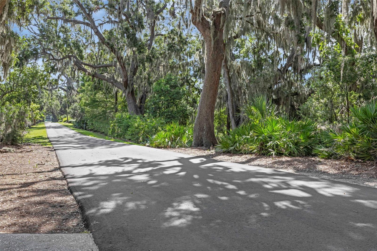 OAKLAND PARK - Residential