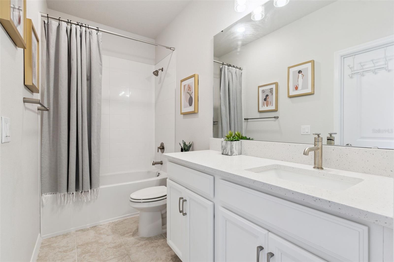 OAKLAND PARK - Residential