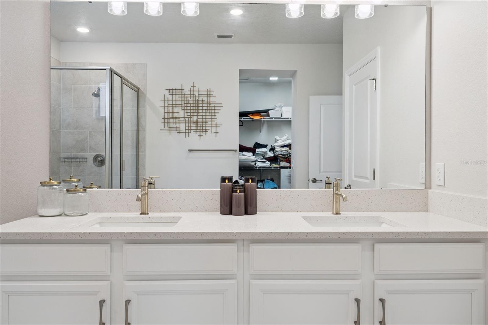 OAKLAND PARK - Residential