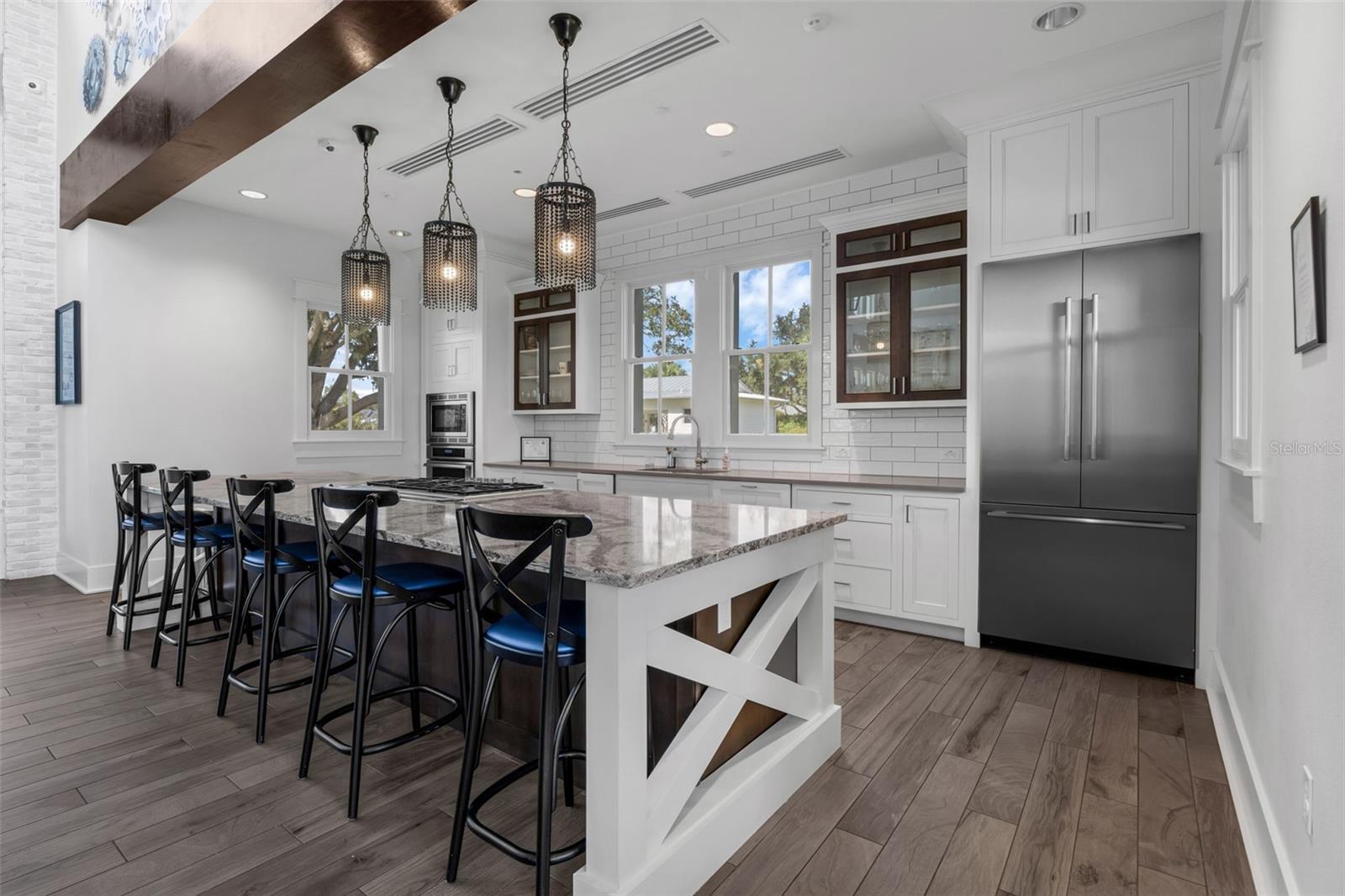 OAKLAND PARK - Residential