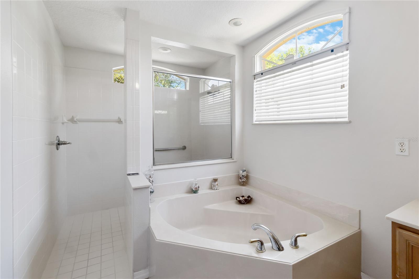 GATLIN GARDENS - Residential