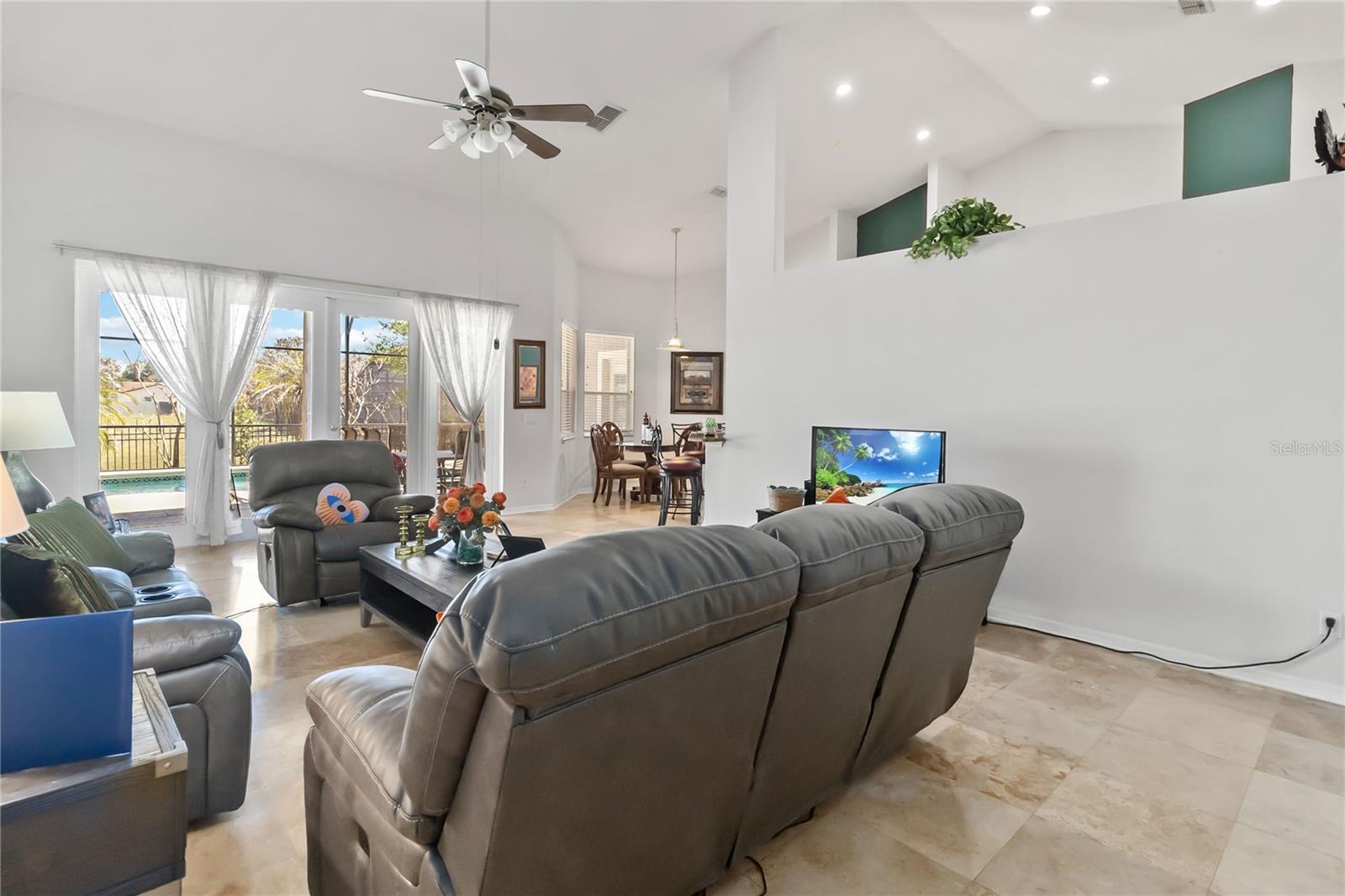 GATLIN GARDENS - Residential