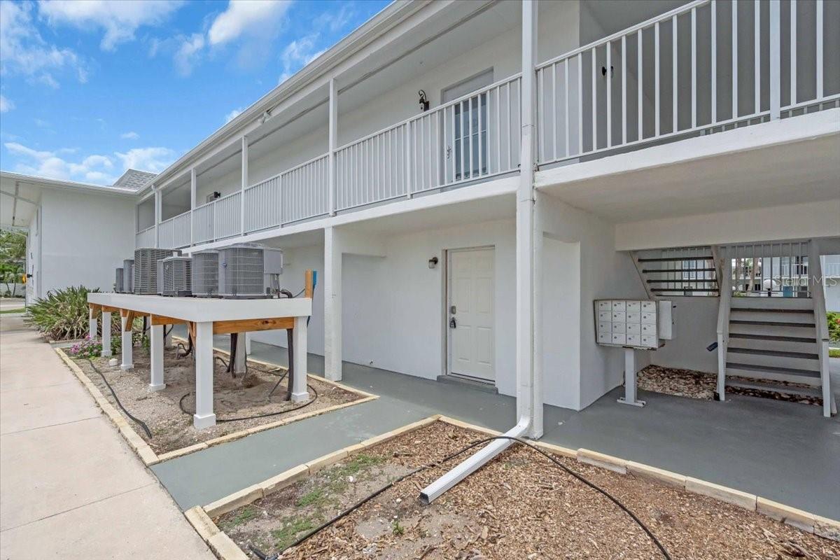 902 GIBBS ROAD 181