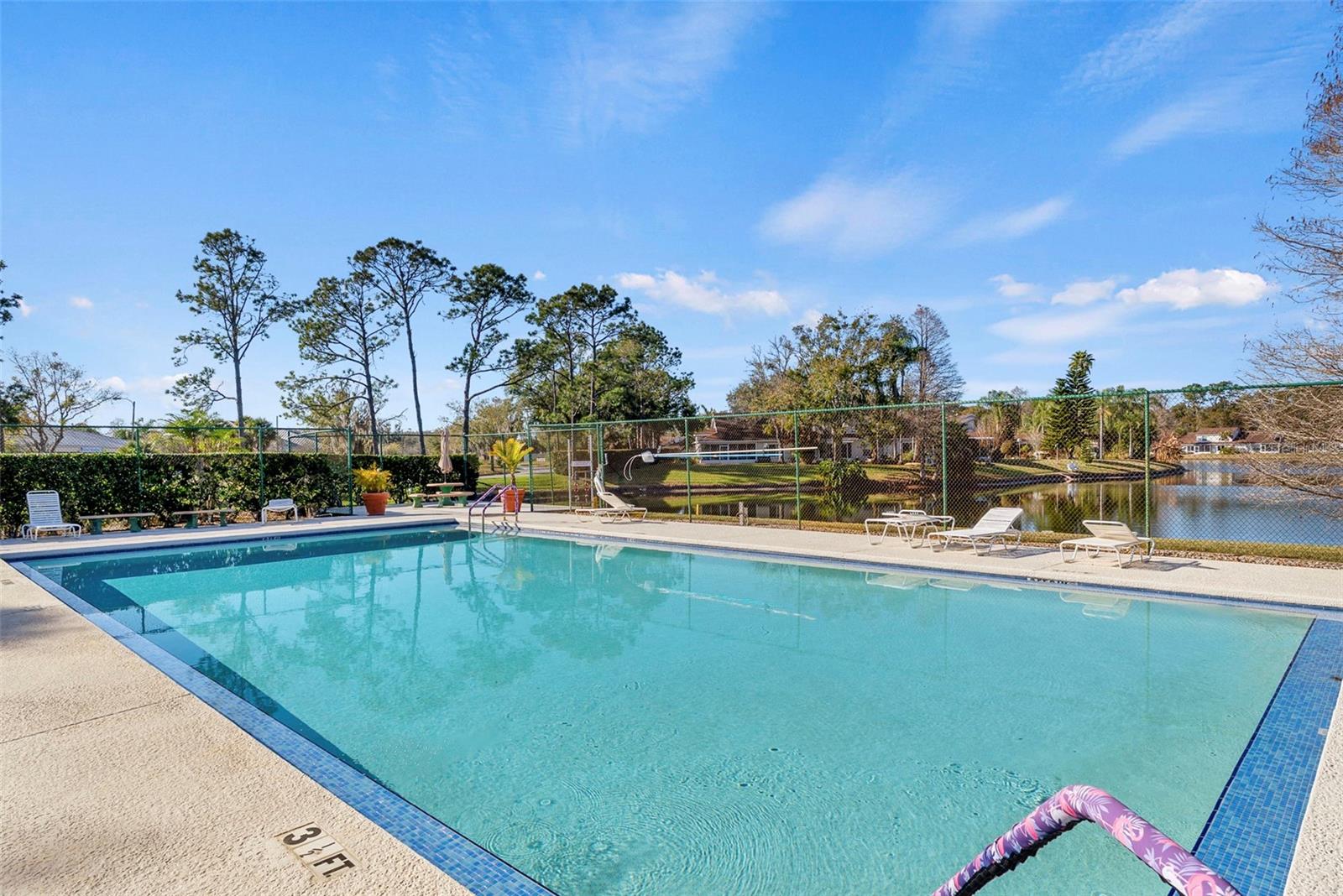 LAKE HERON - Residential