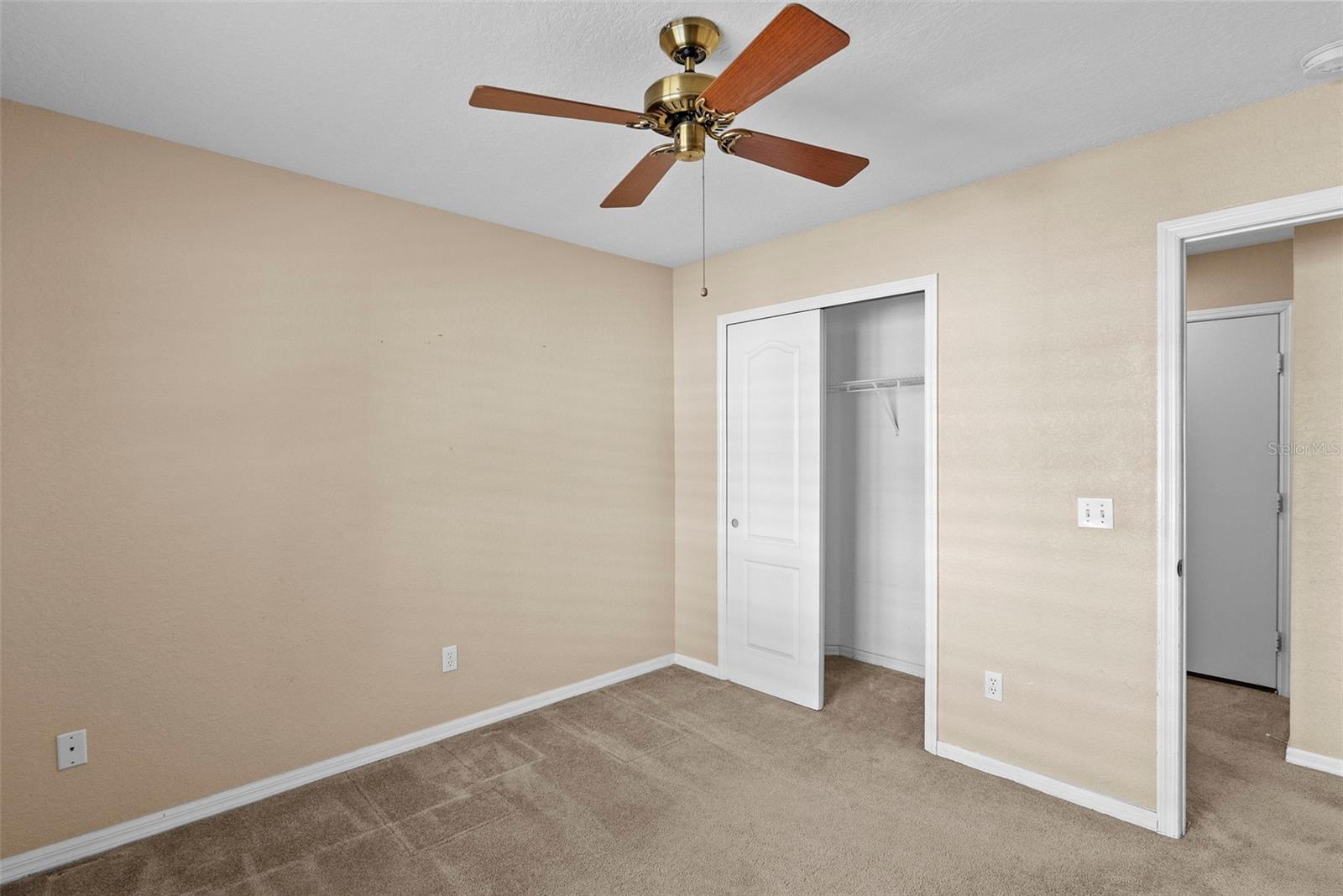 LAKE HERON - Residential