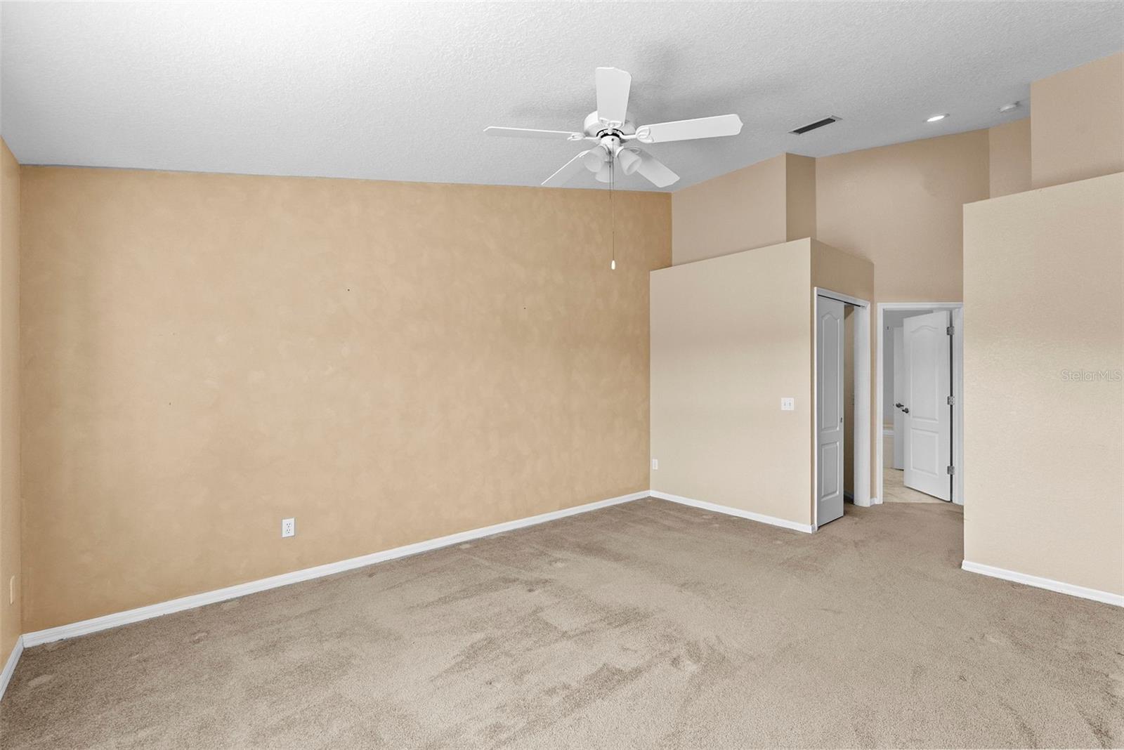 LAKE HERON - Residential