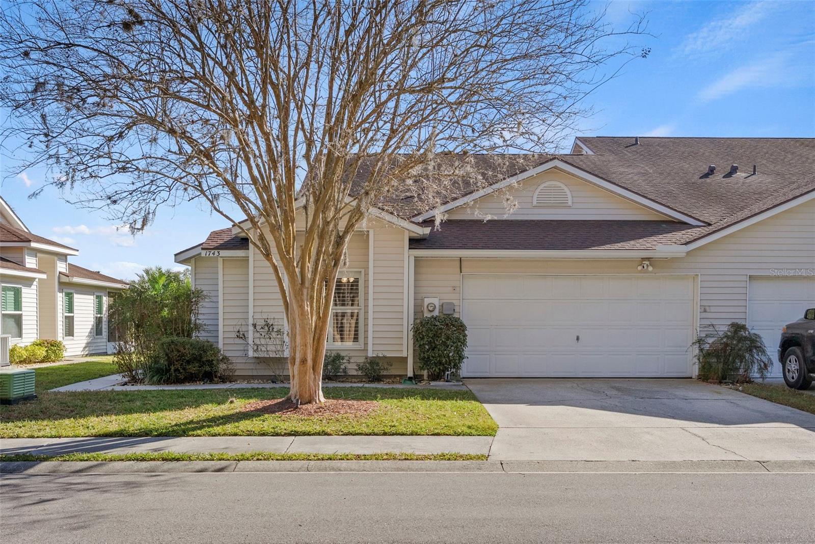 LAKE HERON - Residential