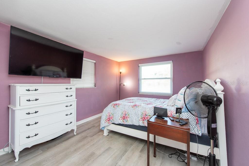 NORTH ST PETERSBURG - Residential