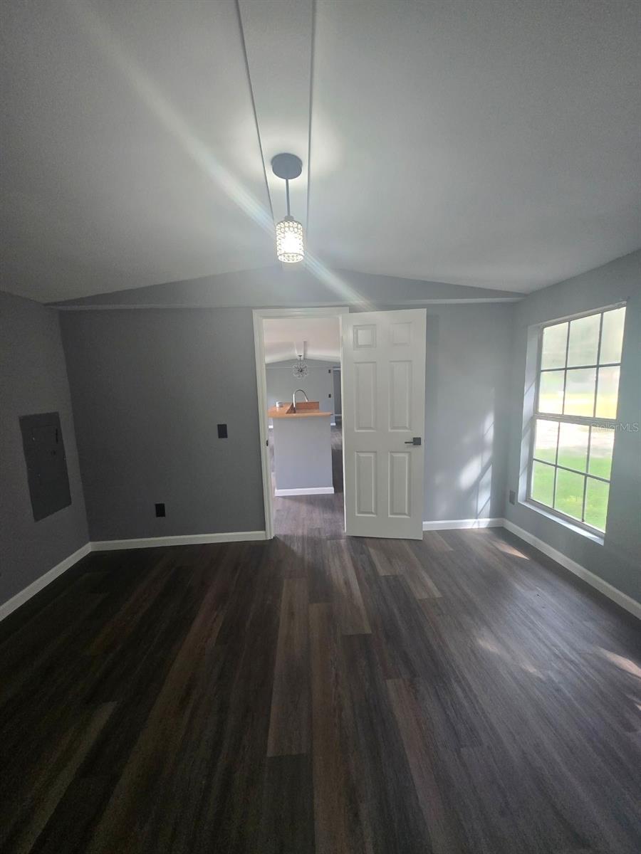 MIDWAY GARDENS - Residential