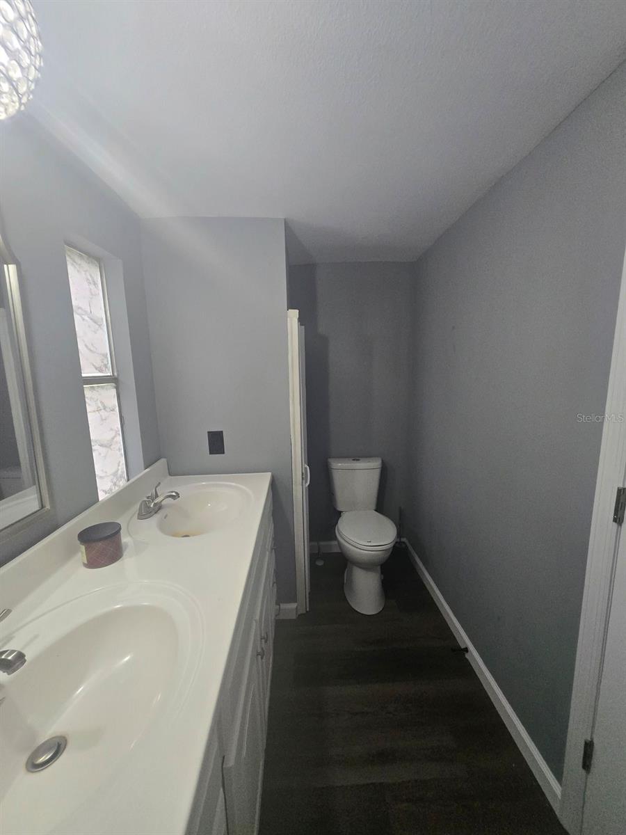 MIDWAY GARDENS - Residential