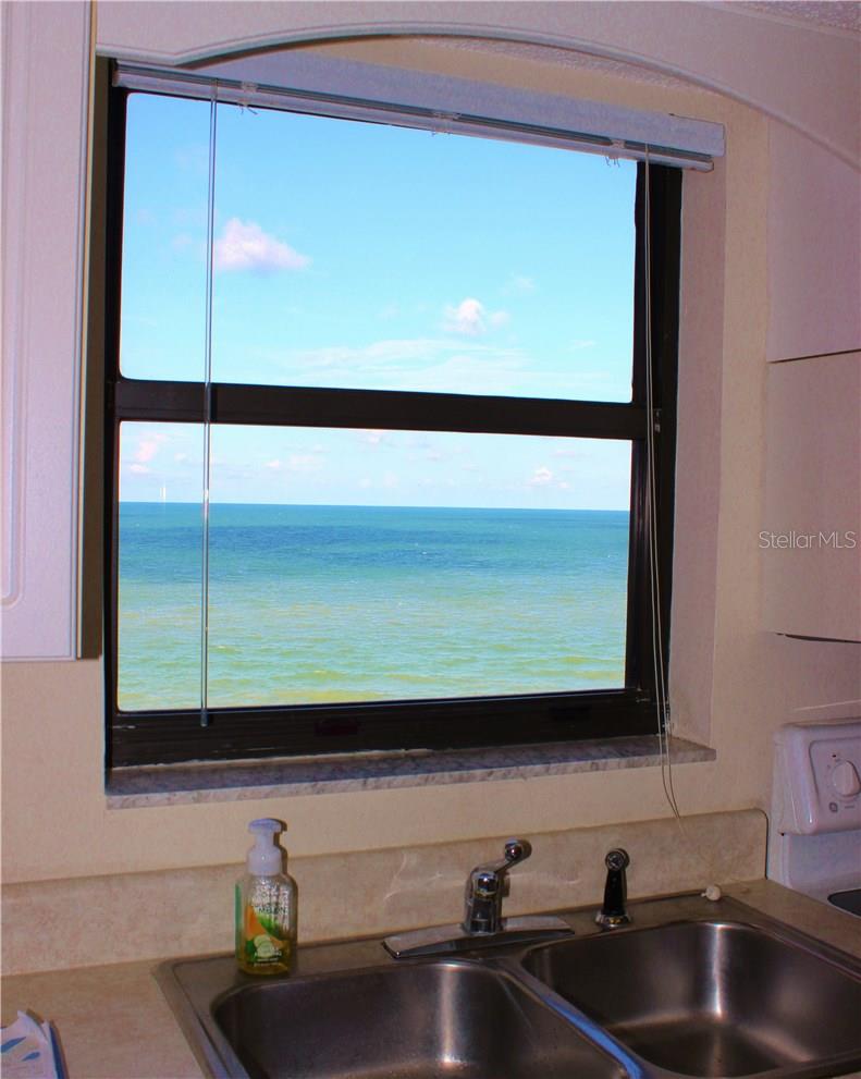 MADEIRA TOWERS CONDO - Residential Lease