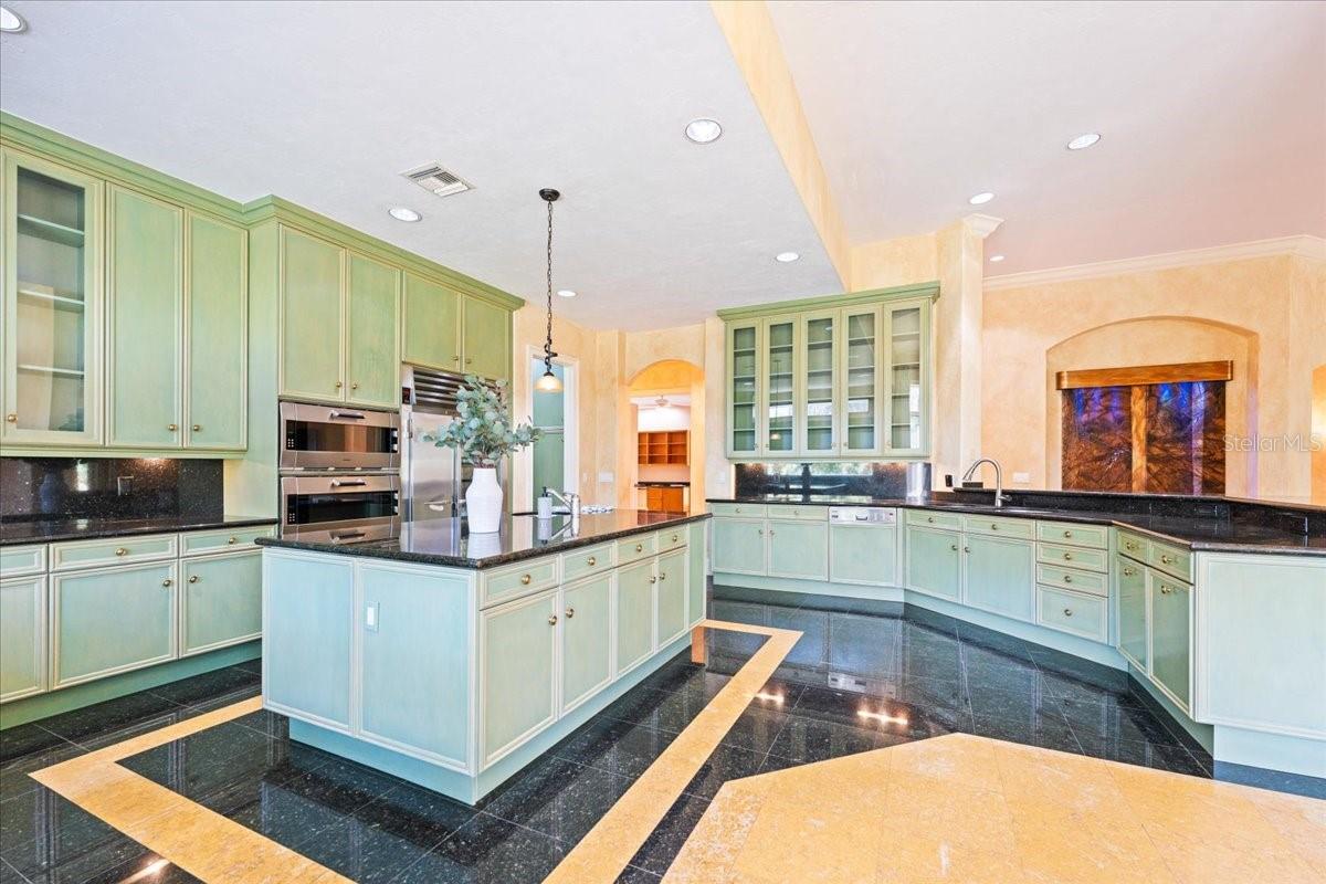 BELLA WOODS IN UNIT 32 - Residential