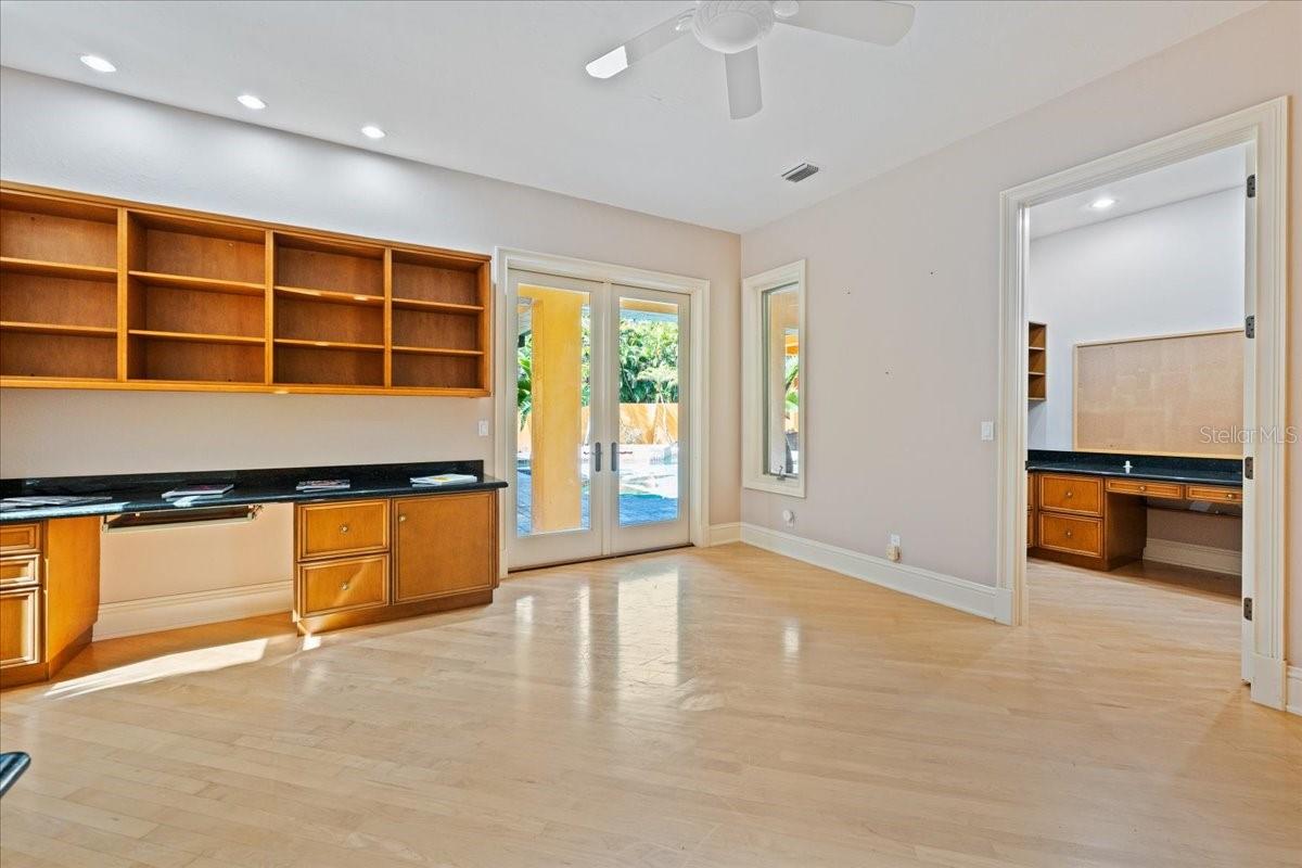 BELLA WOODS IN UNIT 32 - Residential