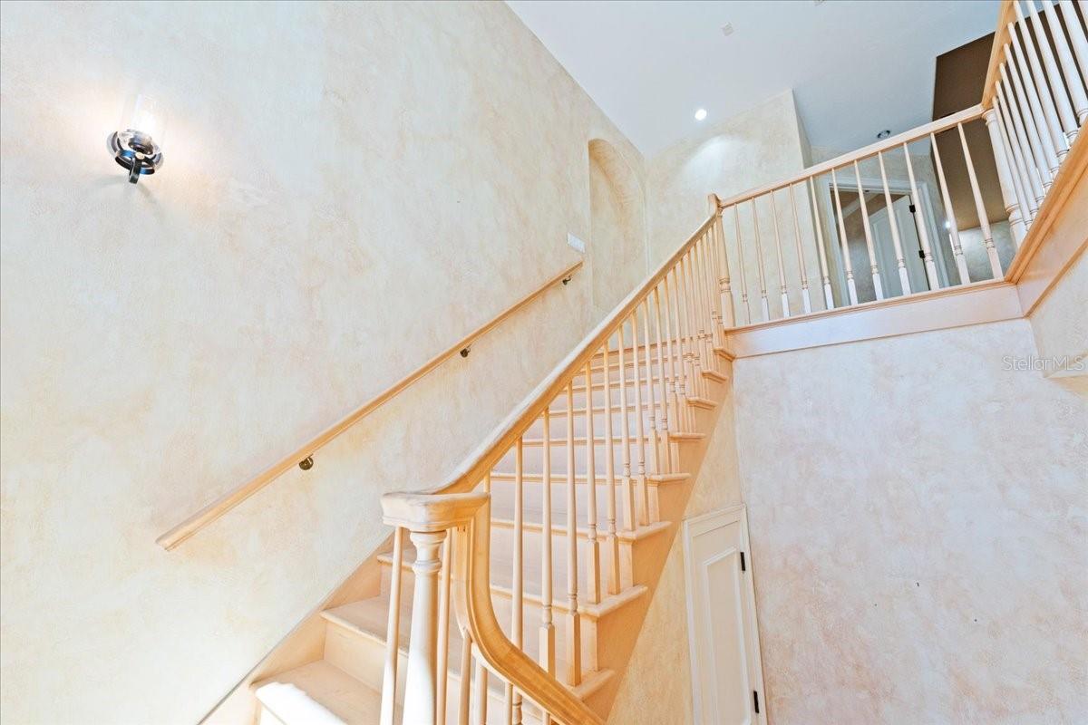 BELLA WOODS IN UNIT 32 - Residential