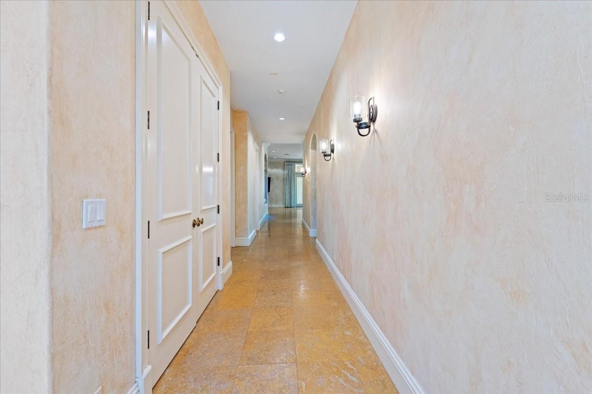 BELLA WOODS IN UNIT 32 - Residential